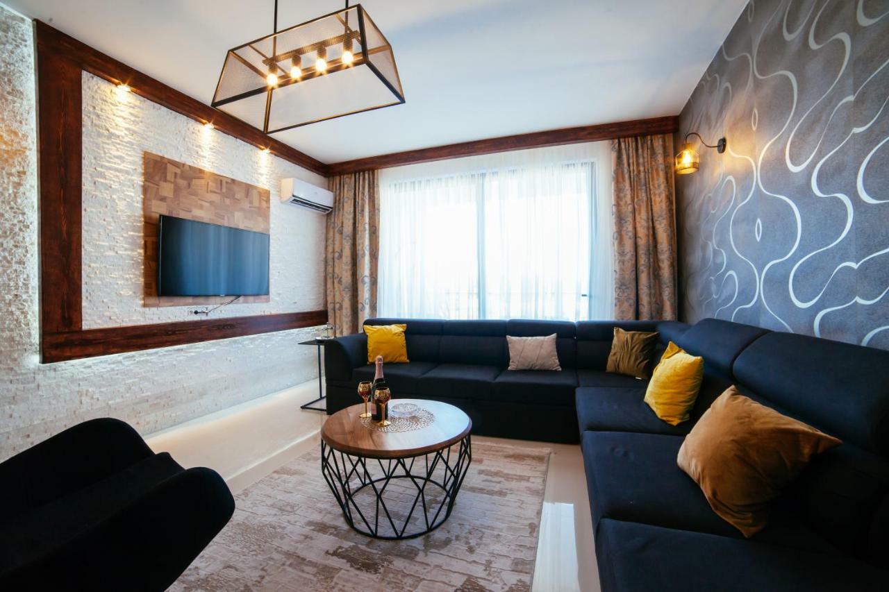 Hotel Platinum 乌尔齐尼 外观 照片