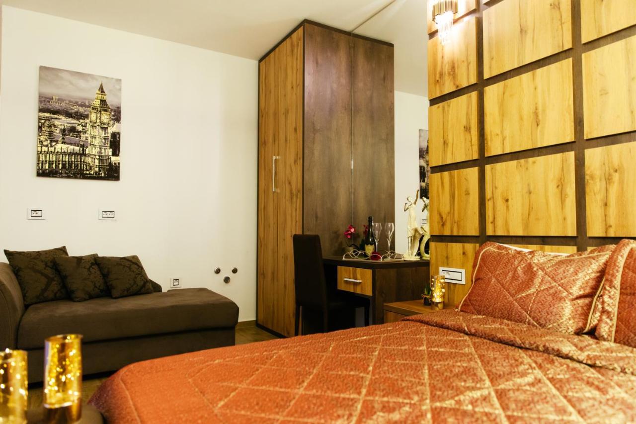 Hotel Platinum 乌尔齐尼 外观 照片